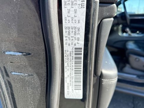 Used 2018 Jeep Grand Cherokee Limited w/ Luxury Group II image 29