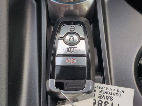 Certified 2025 Ford Explorer Active RWD image 27