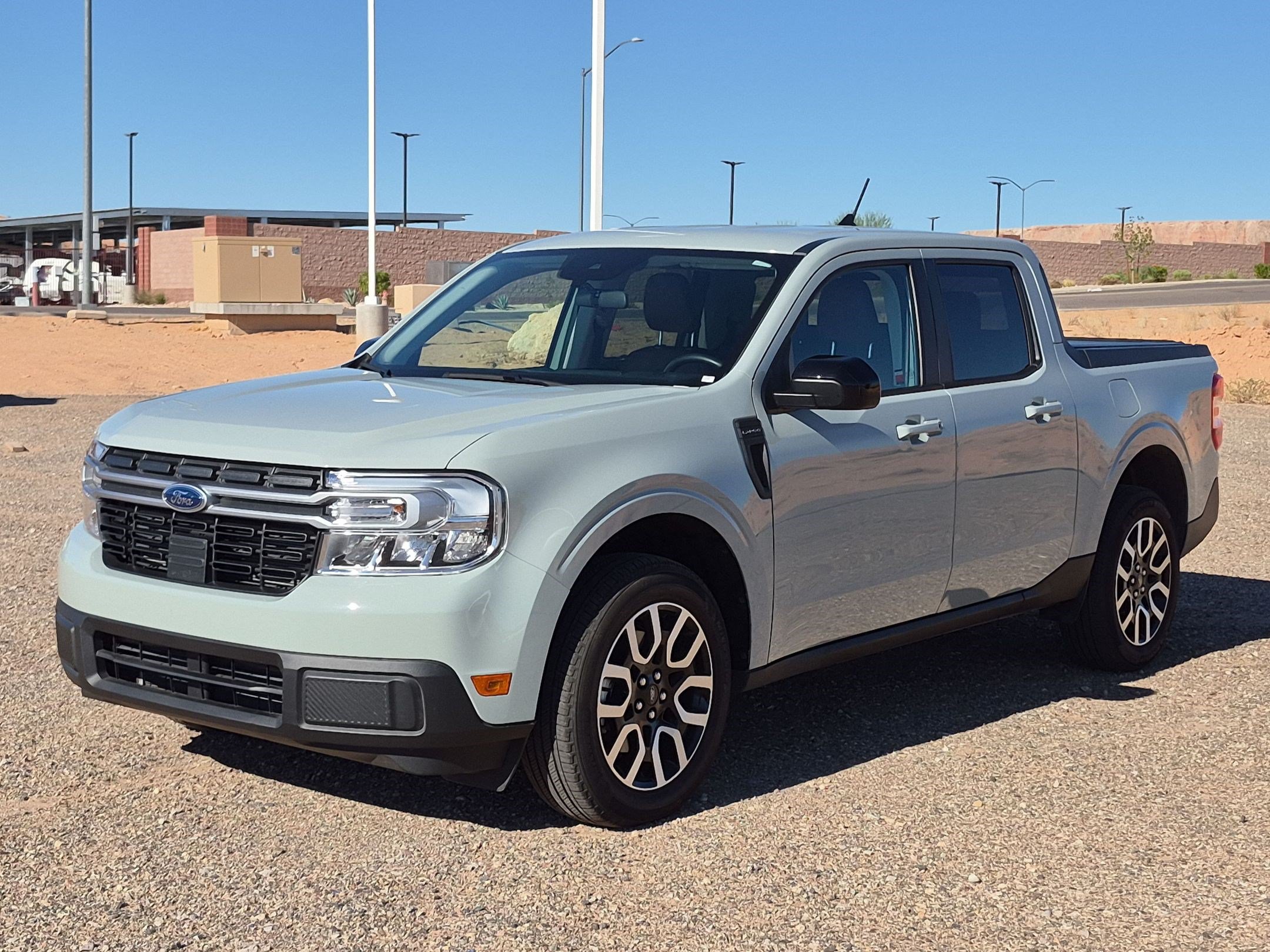 Used 2024 Ford Maverick Lariat FWD image 7