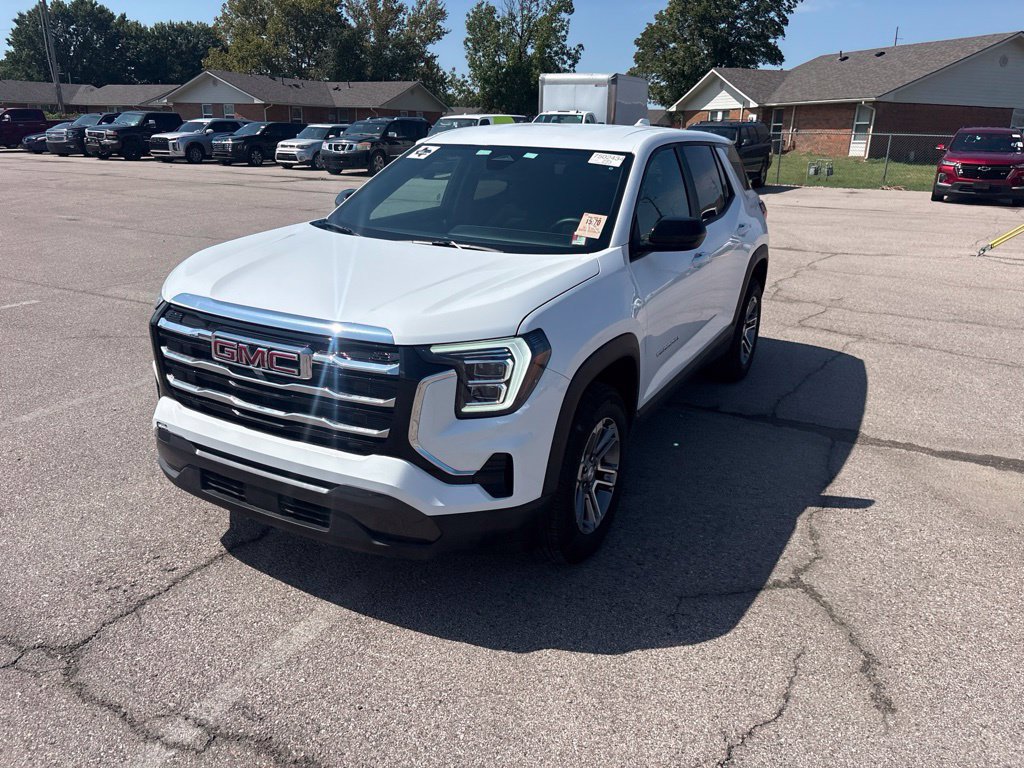 Used 2026 GMC Terrain Elevation FWD image 3