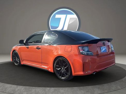Used 2015 Scion tC image 9