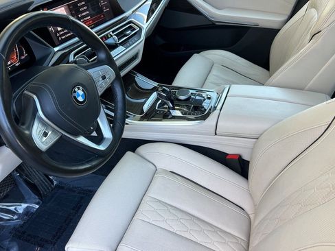 Used 2020 BMW X7 xDrive40i w/ Premium Package image 4
