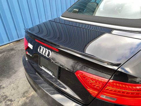 Used 2014 Audi RS 5 Cabriolet image 28