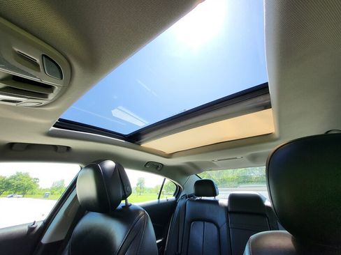 Used 2014 Buick LaCrosse Leather w/ Driver Confidence Package AWD/4WD image 22