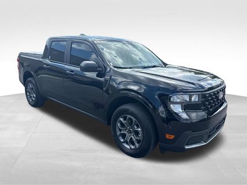 Used 2025 Ford Maverick XLT FWD image 7
