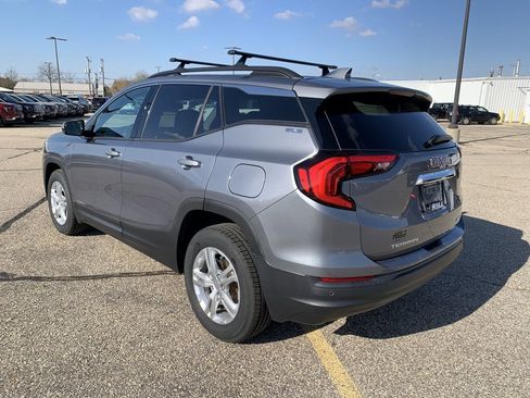 Used 2020 GMC Terrain SLE w/ Driver Convenience Package image 5