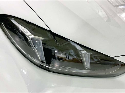 Used 2025 BMW i4 eDrive40 w/ Driving Assistance Package image 13