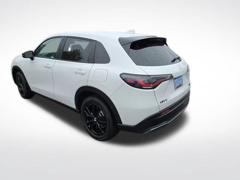 Used 2026 Honda HR-V Sport image 3