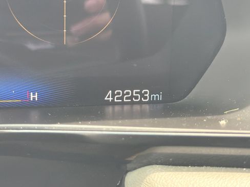 Used 2024 Chevrolet Colorado ZR2 w/ Safety Package AWD/4WD image 30