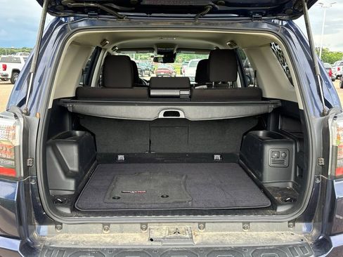 Used 2023 Toyota 4Runner TRD Off-Road AWD/4WD image 6