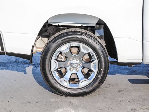 Used 2022 RAM 1500 Big Horn AWD/4WD image 12