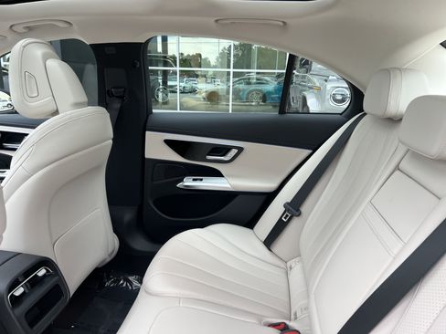 Certified 2025 Mercedes-Benz E 350 Sedan image 23