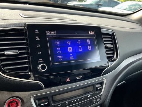 Used 2023 Honda Ridgeline RTL-E image 16