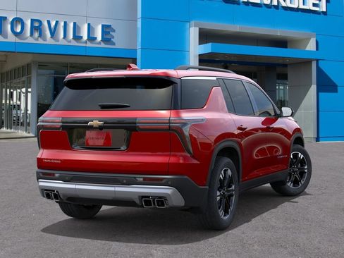 New 2027 Chevrolet Traverse LT w/ Sun and Wheel Package FWD image 4