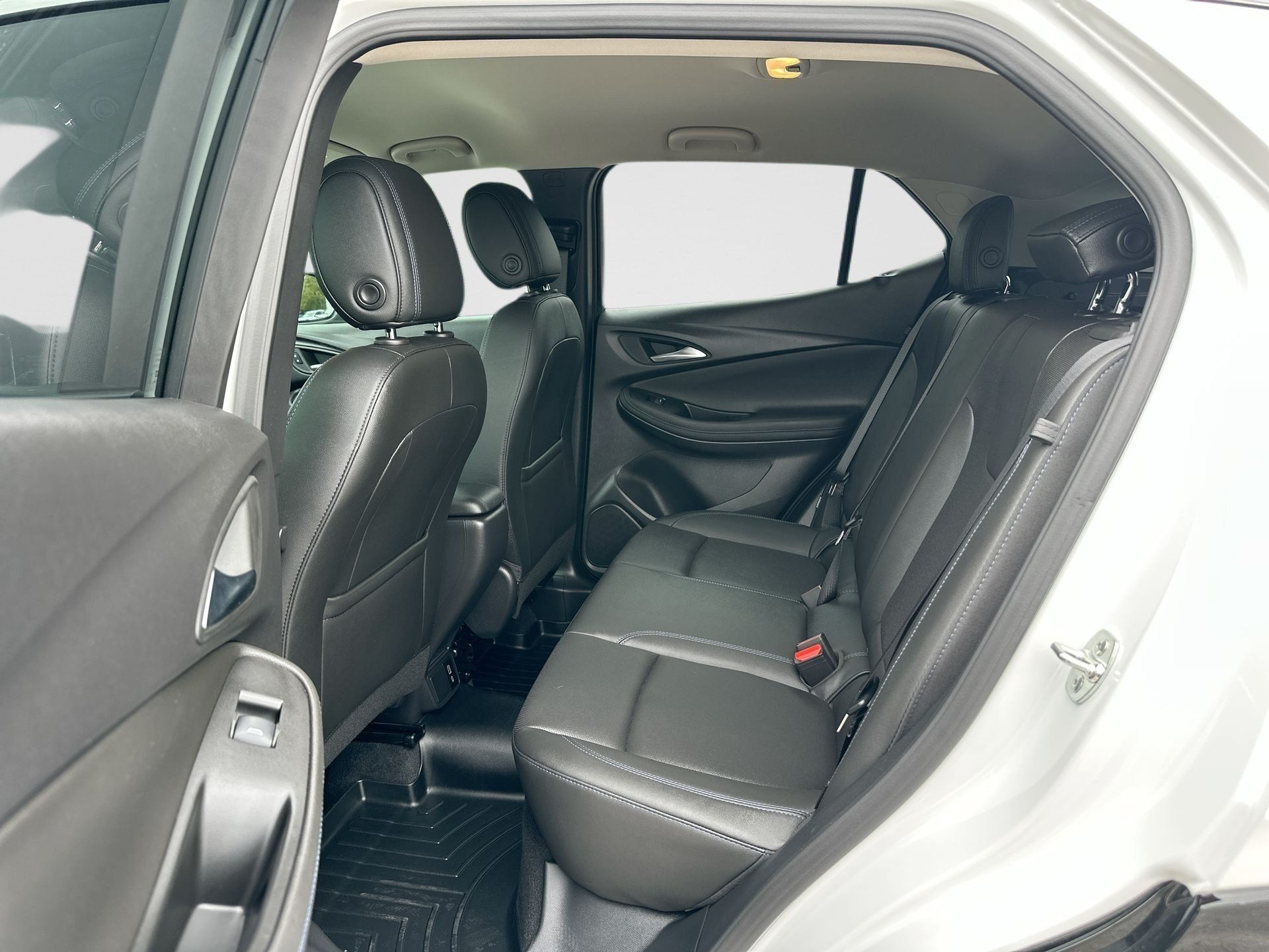 Certified 2025 Buick Encore GX Sport Touring w/ Advanced Technology Package FWD image 23
