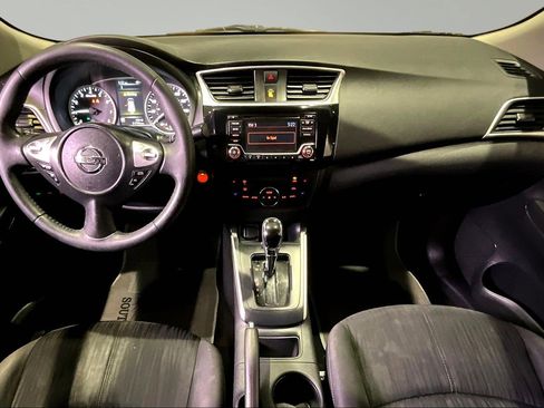 Used 2018 Nissan Sentra SV image 7