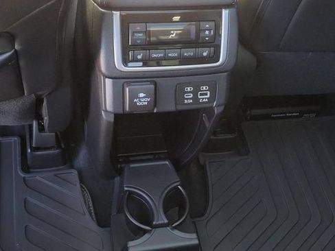 Used 2024 Subaru Ascent Touring w/ Popular Package #2 AWD/4WD image 18