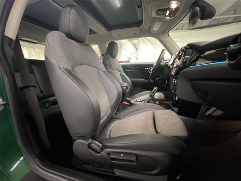 Used 2022 MINI Cooper SE FWD image 30
