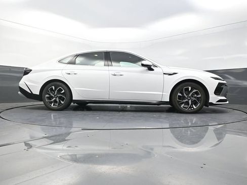 Used 2025 Hyundai Sonata SEL FWD image 38