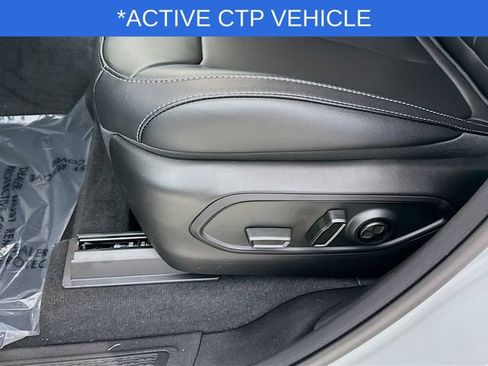 New 2025 Jeep Grand Cherokee Limited w/ Black Appearance Package image 19