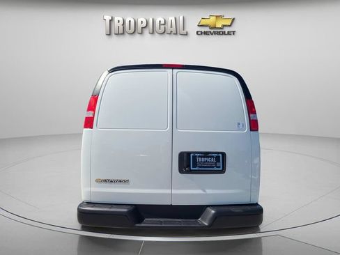 New 2026 Chevrolet Express 2500 w/ Driver Convenience Package RWD image 4