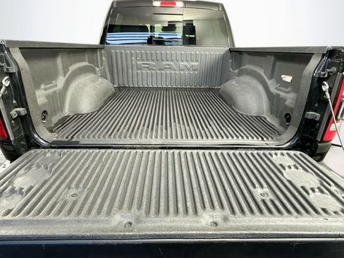 Used 2024 RAM 1500 Laramie AWD/4WD image 31