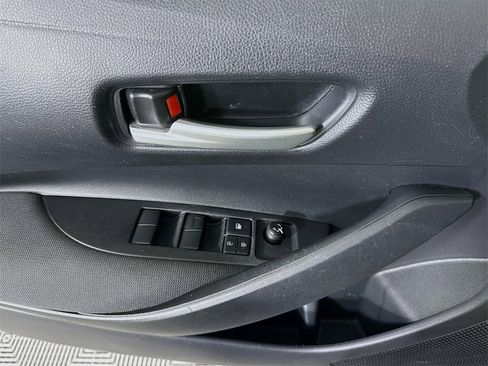 Certified 2020 Toyota Corolla LE image 22