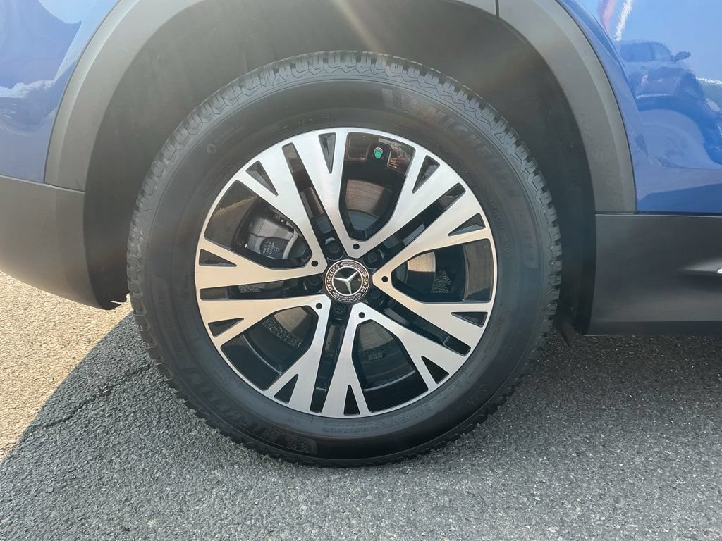 Certified 2024 Mercedes-Benz GLB 250 4MATIC image 10