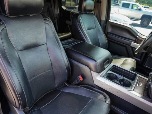 Used 2018 Ford F250 Lariat w/ Lariat Value Package AWD/4WD image 21