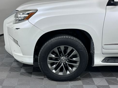 Used 2014 Lexus GX 460 Luxury image 10
