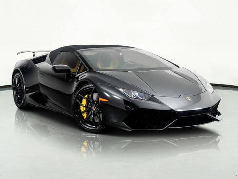 Used 2016 Lamborghini Huracan LP 610-4 image 4