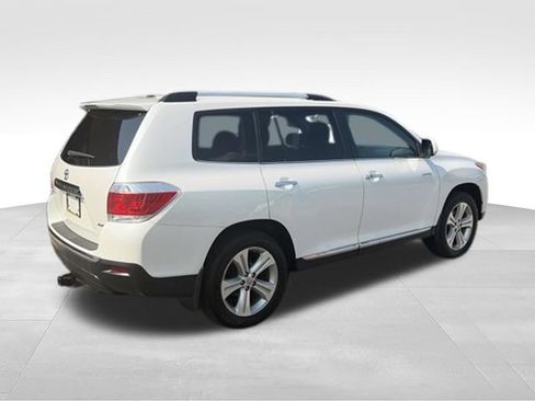 Used 2013 Toyota Highlander Limited AWD/4WD image 37