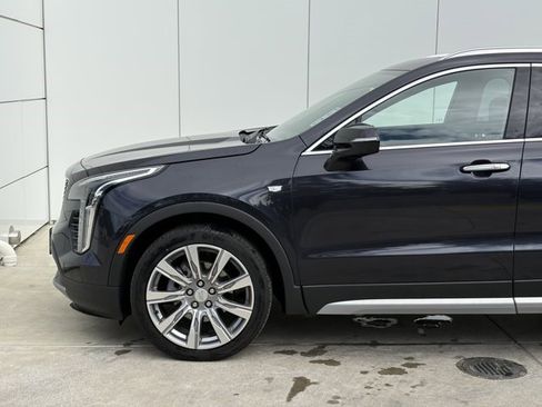 Certified 2023 Cadillac XT4 Premium Luxury image 5