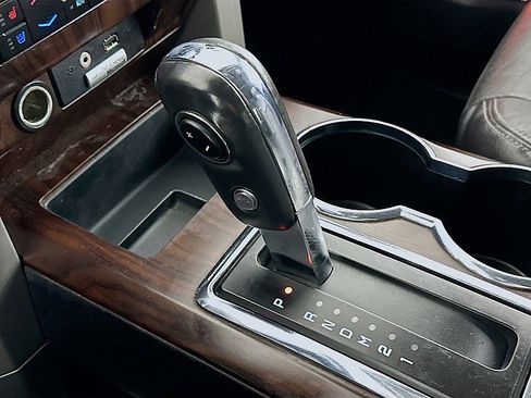 Used 2012 Ford F150 Lariat w/ Lariat Chrome Pkg image 19