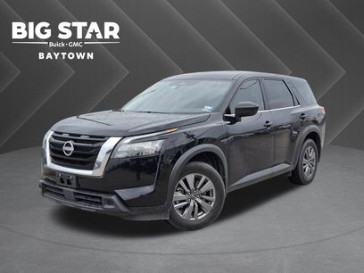 Used 2025 Nissan Pathfinder S