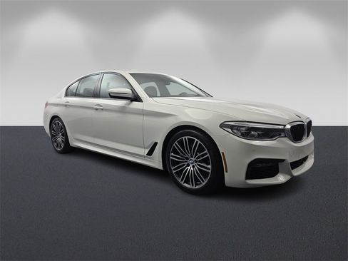 Used 2019 BMW 540i xDrive w/ M Sport Package image 1
