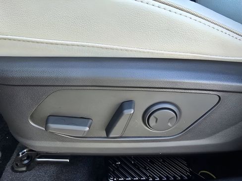 New 2026 Hyundai Tucson Limited w/ Tow & Go Package image 16