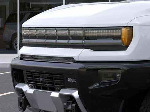 New 2026 GMC Hummer EV 4x4 Crew Cab image 37