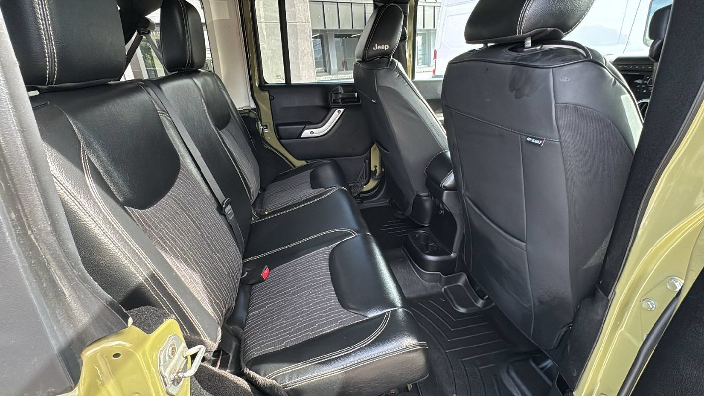 Used 2013 Jeep Wrangler Unlimited Sport AWD/4WD image 19