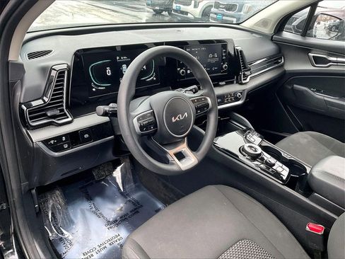 Certified 2023 Kia Sportage LX image 8