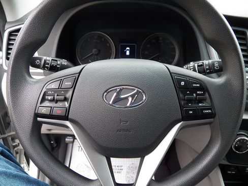 Used 2017 Hyundai Tucson SE image 18