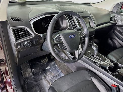 Used 2018 Ford Edge SEL w/ Equipment Group 201A image 9