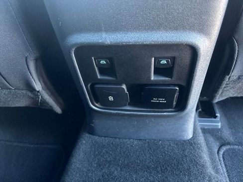 Certified 2023 Ford Bronco Outer Banks w/ Sasquatch Package AWD/4WD image 19