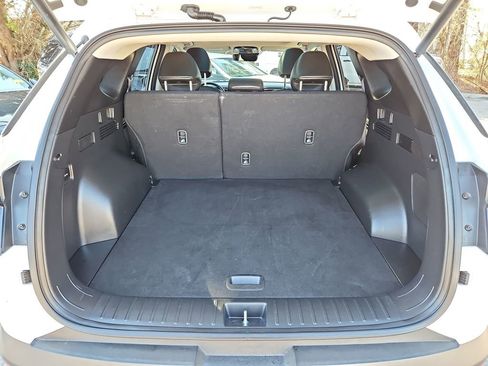 Used 2024 Hyundai Tucson Limited image 35