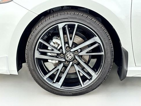 Used 2025 Toyota Camry XSE image 29