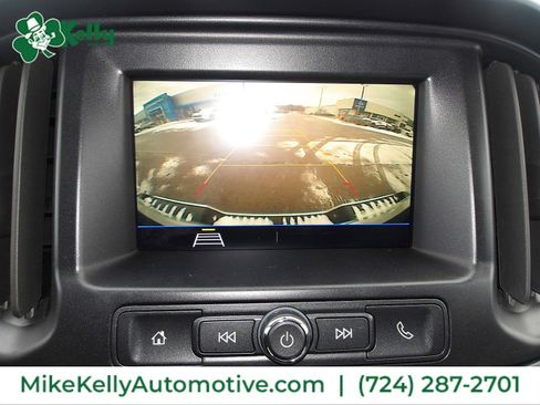 Certified 2022 Chevrolet Colorado W/T w/ Custom Special Edition image 18