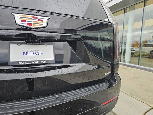 New 2026 Cadillac Escalade ESV Sport image 16