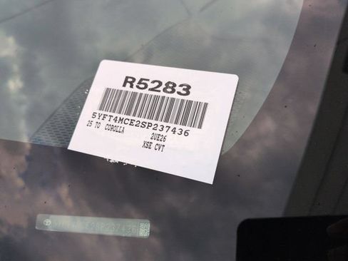 Used 2025 Toyota Corolla XSE FWD image 19