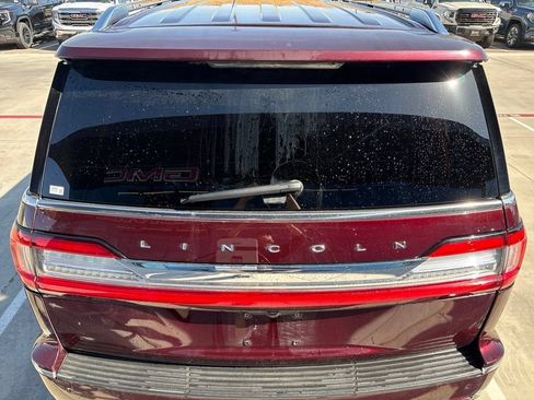 Used 2019 Lincoln Navigator L Reserve AWD/4WD image 7