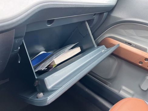 Used 2024 Ford Maverick Lariat w/ 4K Tow Package image 18